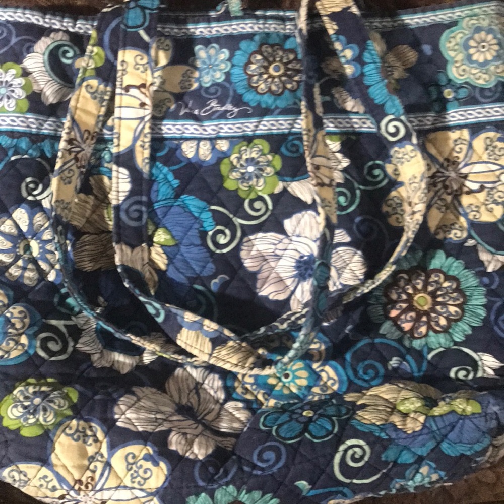 Vera Bradley beach tote